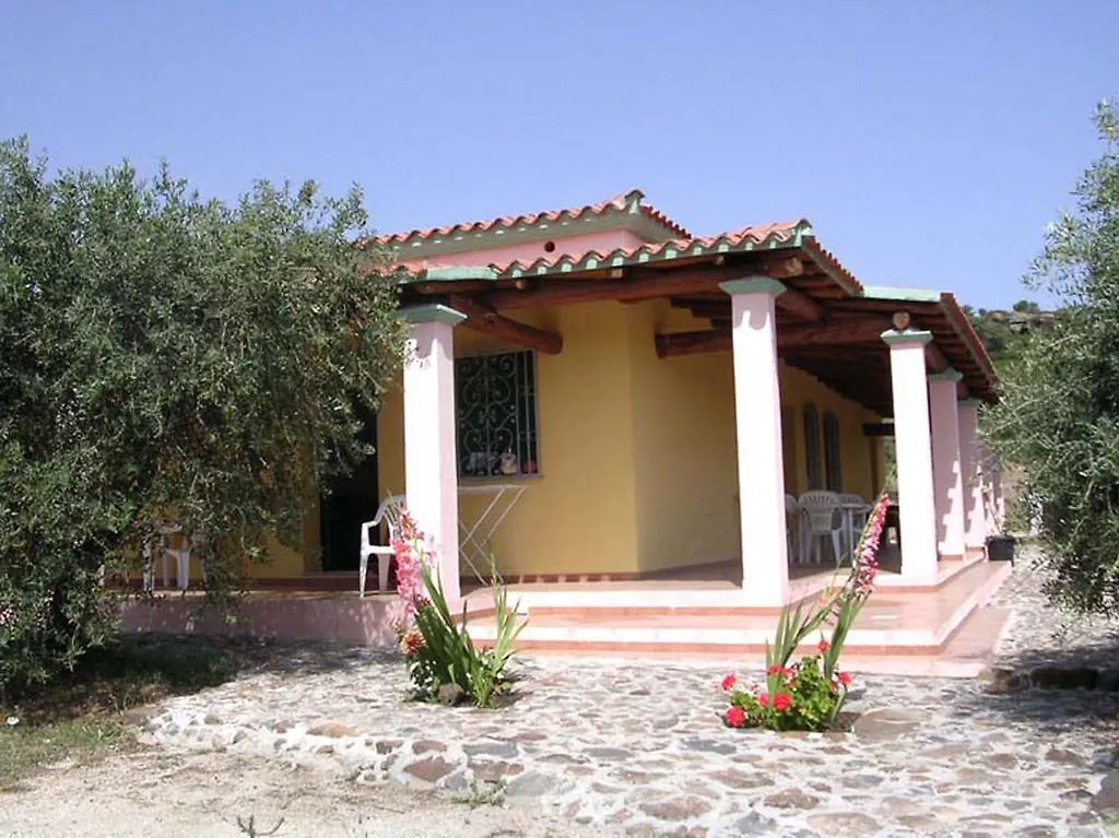 Villa Degli Ulivi E Delle Rose Орозеи Италия