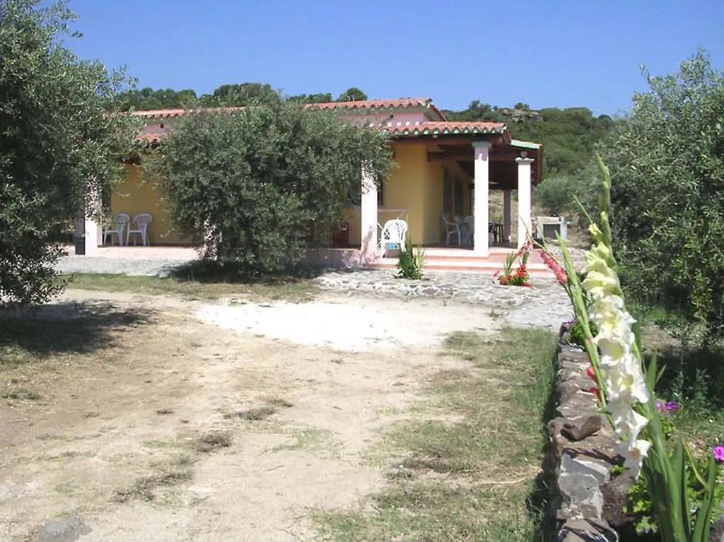 Дом отдыха Villa Degli Ulivi E Delle Rose Орозеи